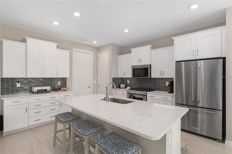 Furnished interior view inside a new home in , Ocala (Image 8).