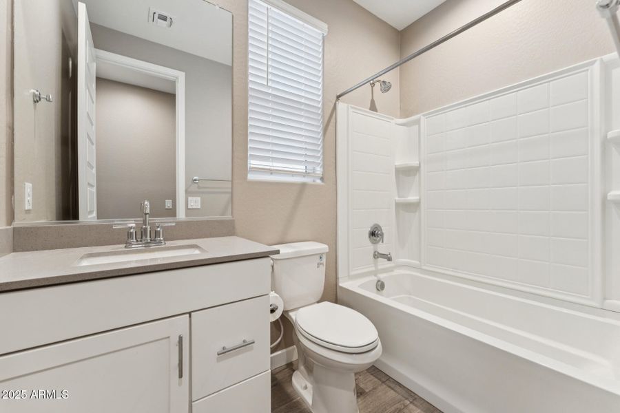 026-bathroom 026-bathroom