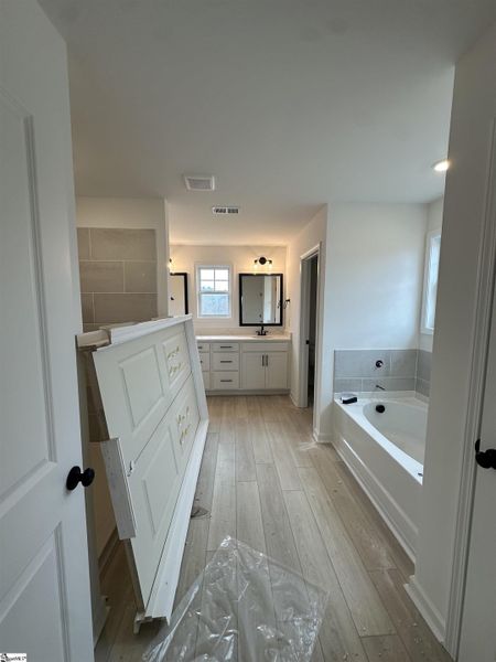 In-progress construction of a new home in Shiloh Trail, Wellford, SC (Image 33).