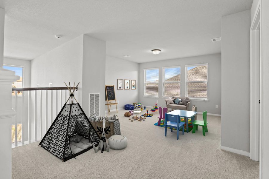 Versatile activity room (*Photo not of actual home and used for illustration purposes only.) Versatile activity room (*Photo not of actual home and used for illustration purposes only.)