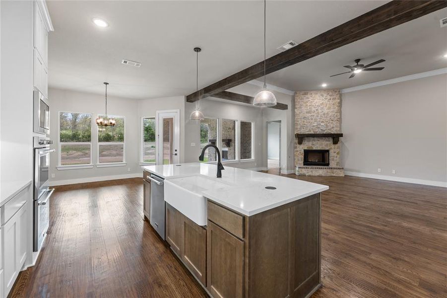 Furnished interior view inside a new home in King Crossing Estates, Van Alstyne (Image 12).