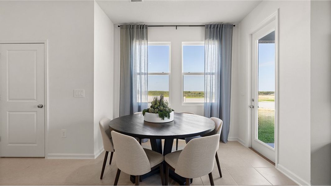 1835 Vivid Dining 1of2 F1 9 24 25 1835 Vivid Dining 1of2 F1 9 24 25