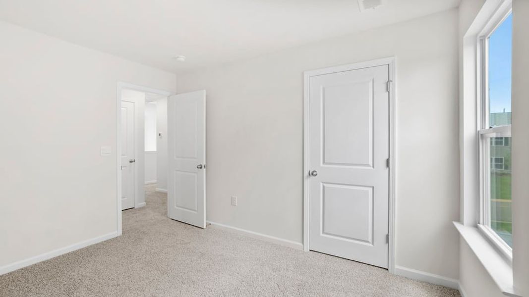 Spacious, unfurnished interior of a new home in Harrier Point, Woodruff (Image 28).