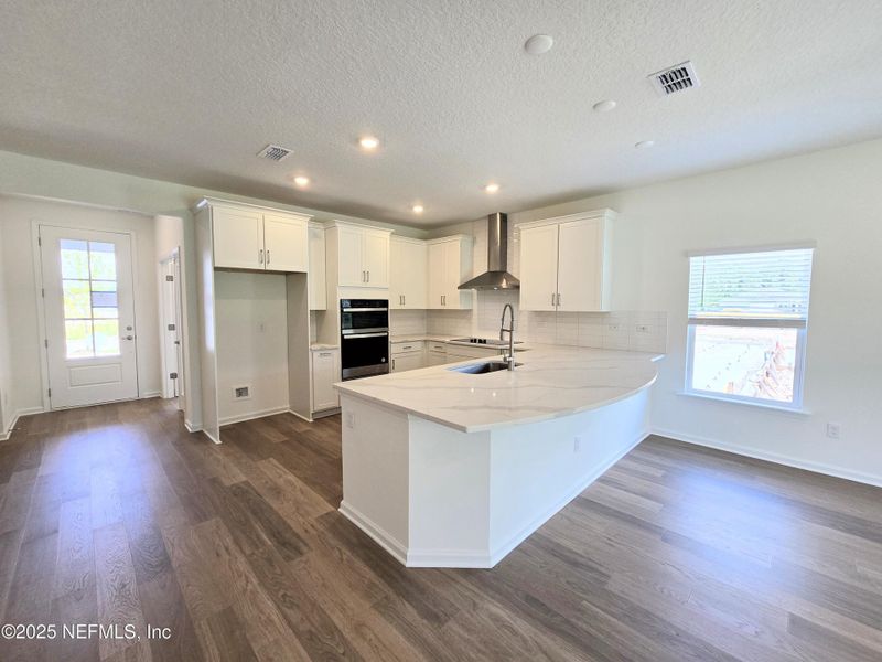 Furnished interior view inside a new home in Hyland Trail, Green Cove Springs (Image 8). Furnished interior view inside a new home in Hyland Trail, Green Cove Springs (Image 8).