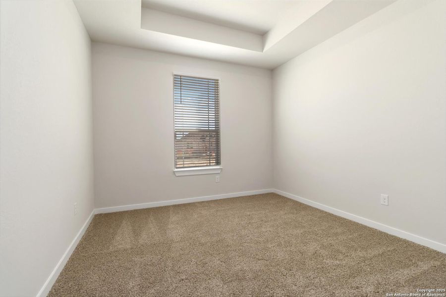 Spacious, unfurnished interior of a new home in Jordan's Ranch, San Antonio (Image 24).