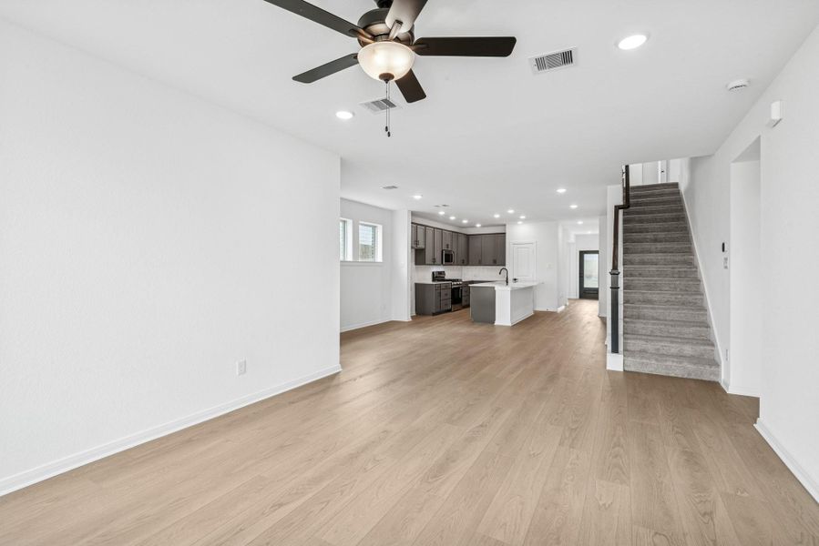 Spacious, unfurnished interior of a new home in Escondido 45’ Homesites, Magnolia (Image 19).