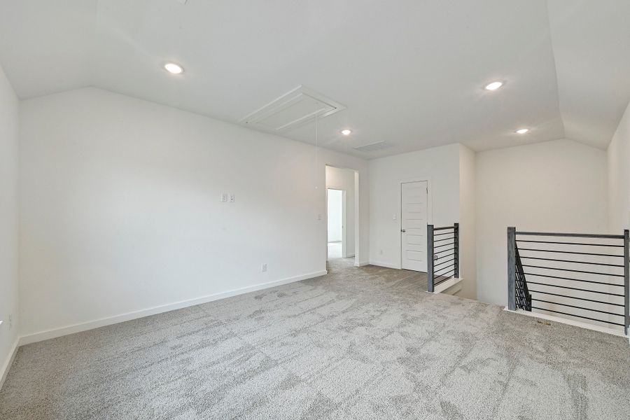 Spacious, unfurnished interior of a new home in Prairie Winds, Hutto (Image 28).