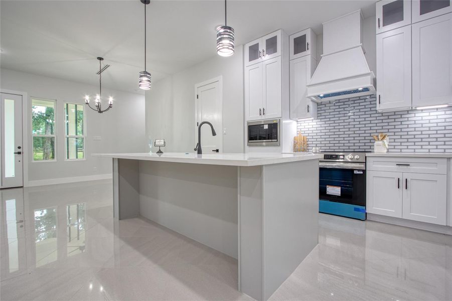 Furnished interior view inside a new home in , Plantersville (Image 11).