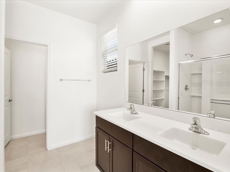 Furnished interior view inside a new home in Las Patrias at Star Valley Phase III - Signature Series, Tucson (Image 8). Furnished interior view inside a new home in Las Patrias at Star Valley Phase III - Signature Series, Tucson (Image 8).