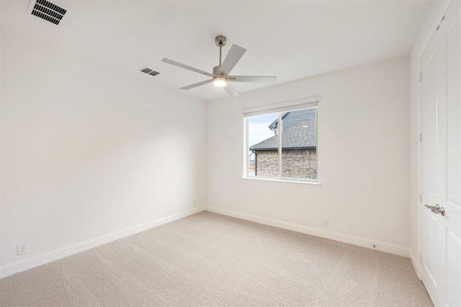 Spacious, unfurnished interior of a new home in Union Park Classic 60, Little Elm (Image 35). Spacious, unfurnished interior of a new home in Union Park Classic 60, Little Elm (Image 35).