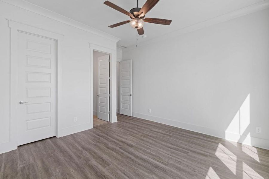 Spacious, unfurnished interior of a new home in Arden on Lanier, Cumming (Image 27).