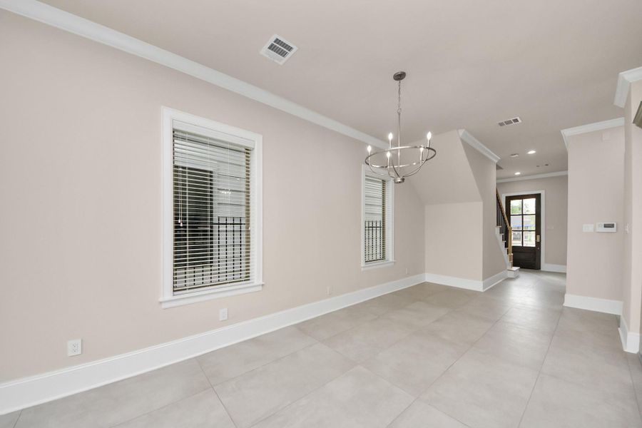Spacious, unfurnished interior of a new home in , Houston (Image 42).