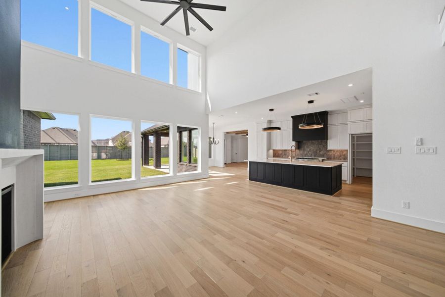 Spacious, unfurnished interior of a new home in Legacy, League City (Image 40).