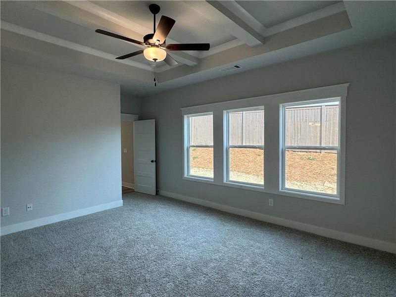 Spacious, unfurnished interior of a new home in Rosewood Lake Preserve, Hoschton (Image 24).