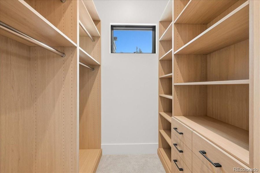 Image 30 of a home in .