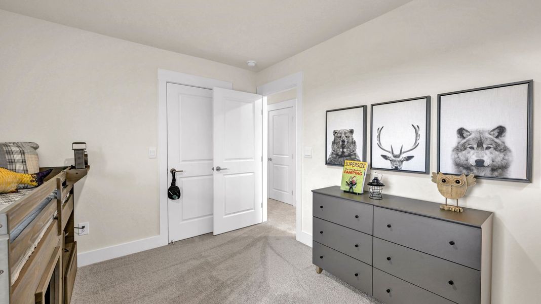 Representative furnished interior of a home built from the Darwin by D.R. Horton in Prairie Pass, Apison (Image 14).