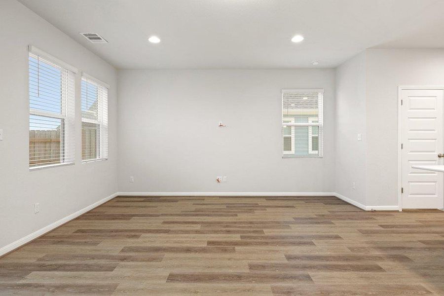 Spacious, unfurnished interior of a new home in Castlewood, Taylor (Image 28).