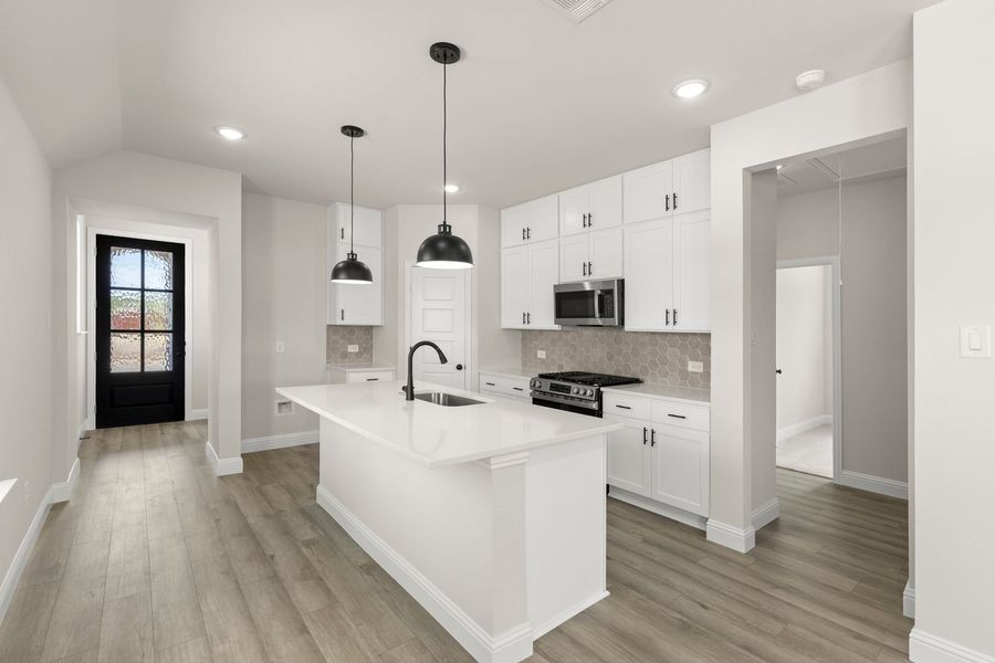 Furnished interior view inside a new home in Creekside, Royse City (Image 6).