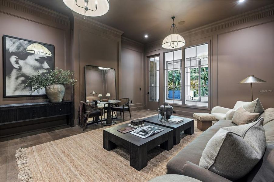 Furnished interior view inside a new home in , Windermere (Image 43).