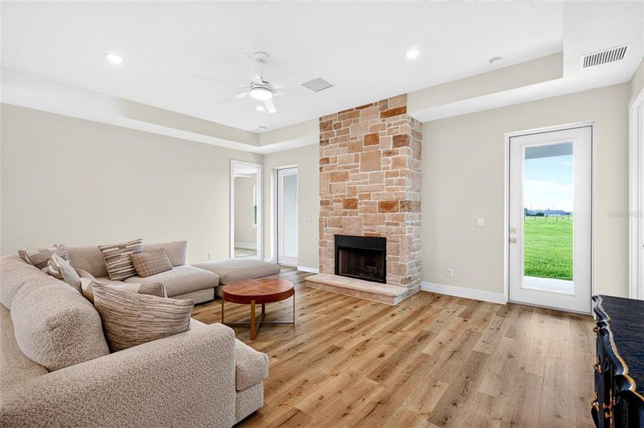 Furnished interior view inside a new home in , Bushnell (Image 45).