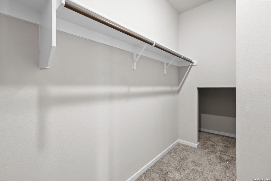 Spacious, unfurnished interior of a new home in Summerlin, San Antonio (Image 33).