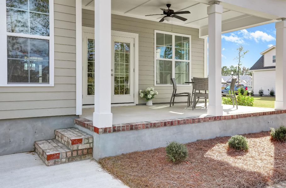 Representative exterior details of a home built from the Lanai by Bill Clark Homes in Sidbury Landing, Wilmington (Image 4). Representative exterior details of a home built from the Lanai by Bill Clark Homes in Sidbury Landing, Wilmington (Image 4).