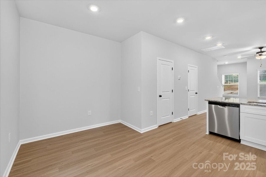 Spacious, unfurnished interior of a new home in Rhyne Court, Gastonia (Image 24).