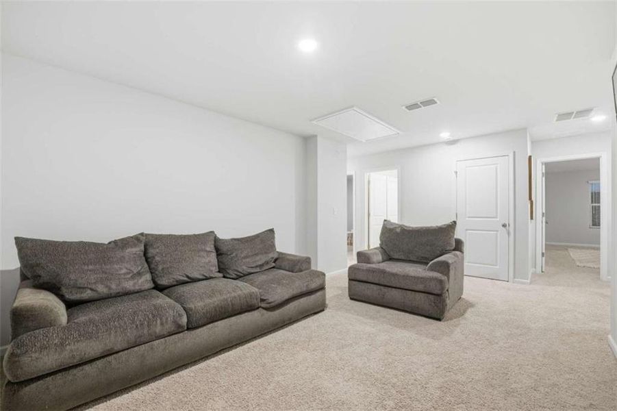 Furnished interior view inside a new home in Kingsley Creek, Lithonia (Image 5).