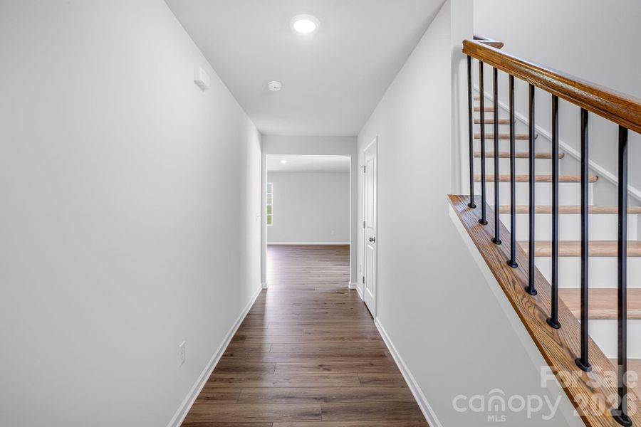 Spacious, unfurnished interior of a new home in Cleveland Hill, Shelby (Image 16).