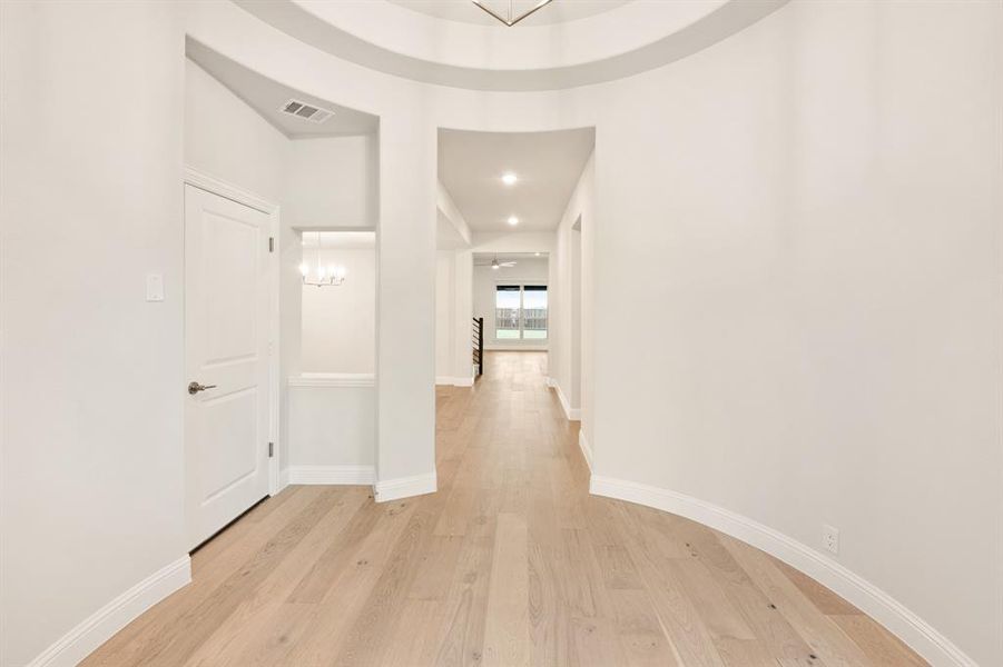 Spacious, unfurnished interior of a new home in Meraki, Forney (Image 16).