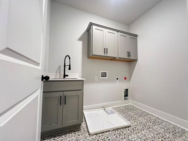 Furnished interior view inside a new home in , Cumming (Image 13).
