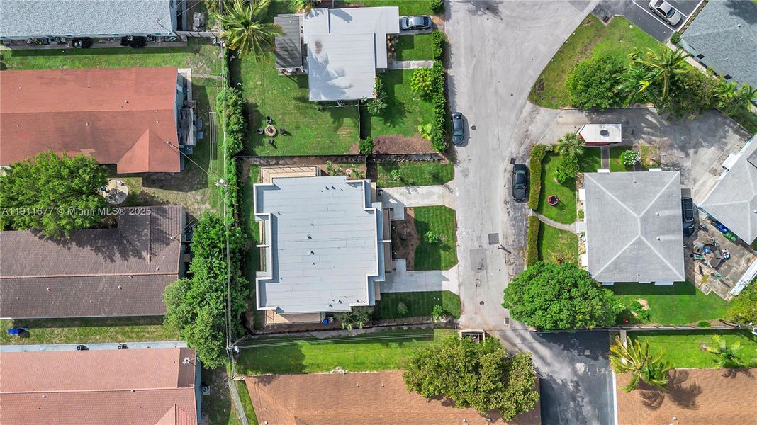 Front exterior of a new home in , Fort Lauderdale, FL, highlighting curb appeal (Image 26). Front exterior of a new home in , Fort Lauderdale, FL, highlighting curb appeal (Image 26).
