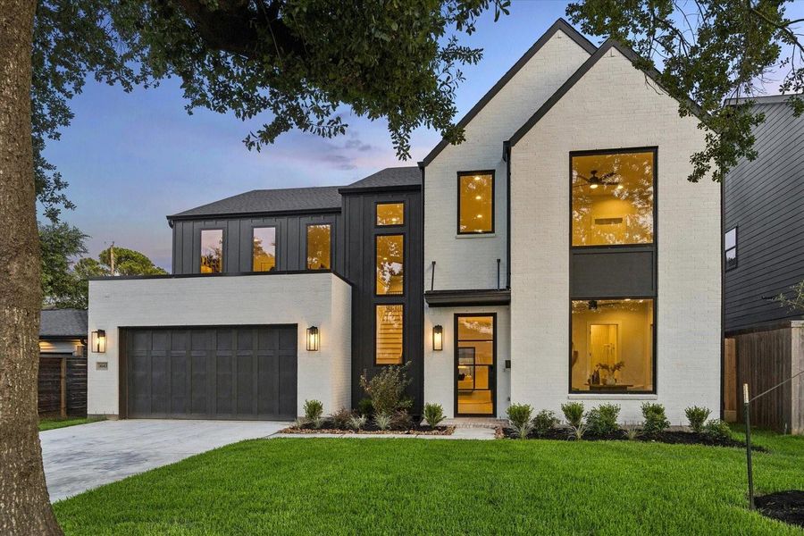 Front exterior of a new home in , Houston, TX, highlighting curb appeal (Image 1). Front exterior of a new home in , Houston, TX, highlighting curb appeal (Image 1).