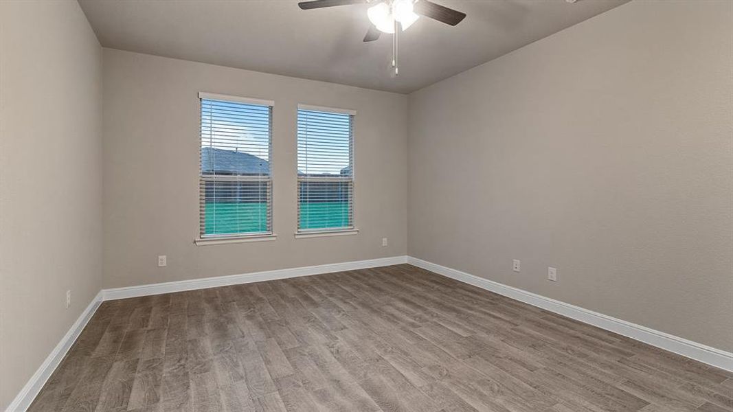 Spacious, unfurnished interior of a new home in Parkerville Meadows, DeSoto (Image 16).