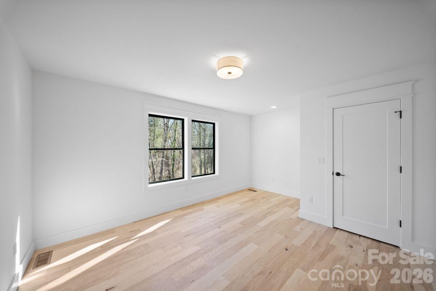 Spacious, unfurnished interior of a new home in , Asheville (Image 18). Spacious, unfurnished interior of a new home in , Asheville (Image 18).