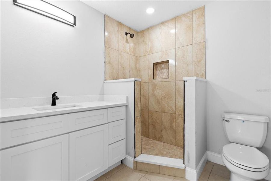 Furnished interior view inside a new home in , Tampa (Image 4).