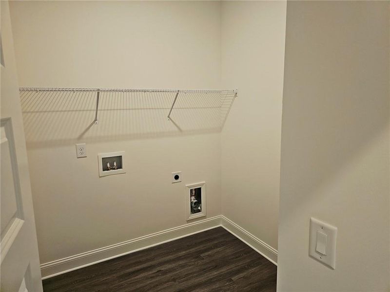 Spacious, unfurnished interior of a new home in Park Place, Bowdon (Image 16). Spacious, unfurnished interior of a new home in Park Place, Bowdon (Image 16).