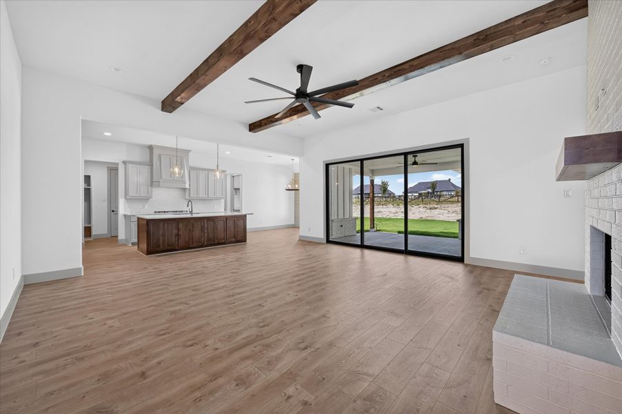 Spacious, unfurnished interior of a new home in Paloma Ranches, Justin (Image 12). Spacious, unfurnished interior of a new home in Paloma Ranches, Justin (Image 12).