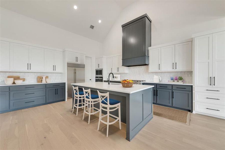 Furnished interior view inside a new home in Quail Hollow, Rockwall (Image 14). Furnished interior view inside a new home in Quail Hollow, Rockwall (Image 14).