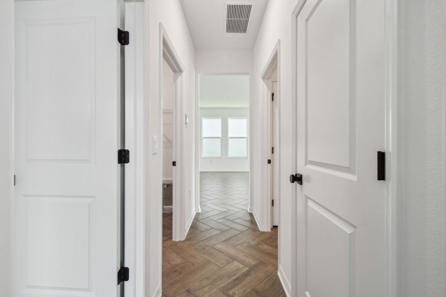 Image 41 of a home in Avalon West.