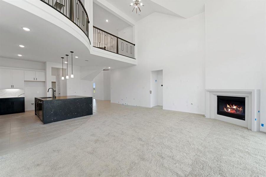 Furnished interior view inside a new home in Valencia 60', Manvel (Image 8).