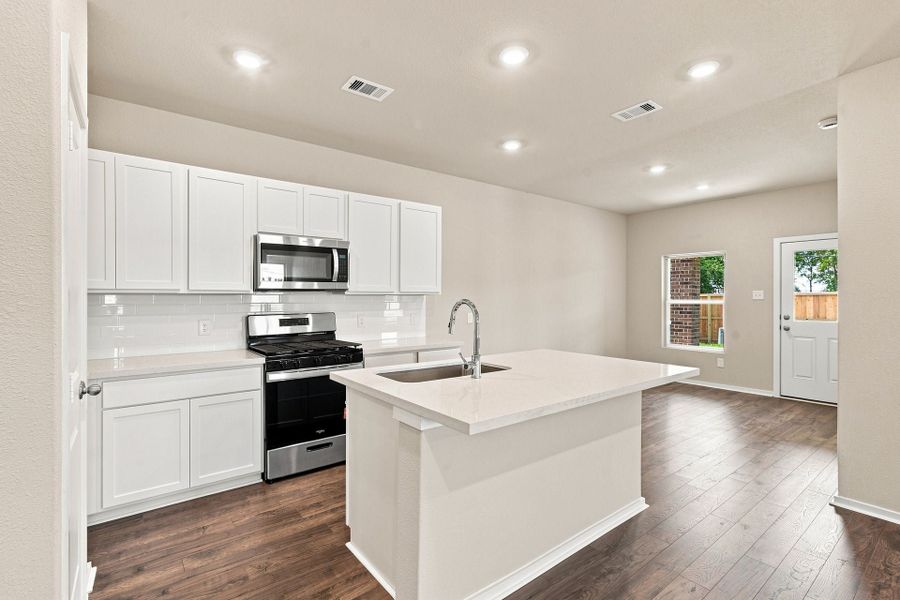New Home in Alvin, TX.  - Slide 14