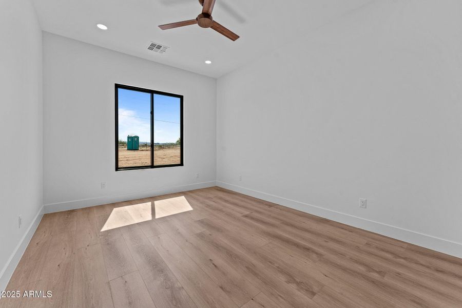 36-web-or-mls-DSC08072 36-web-or-mls-DSC08072