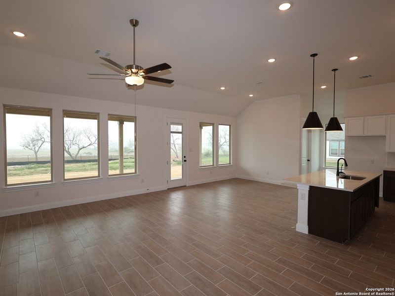 Spacious, unfurnished interior of a new home in Preserve at Annabelle Ranch, San Antonio (Image 7).