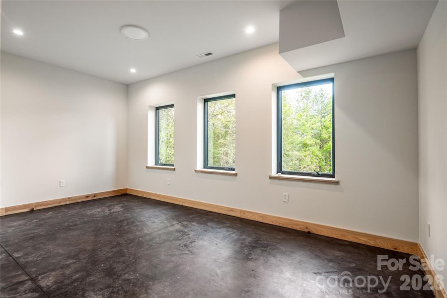 Spacious, unfurnished interior of a new home in , Weaverville (Image 42).