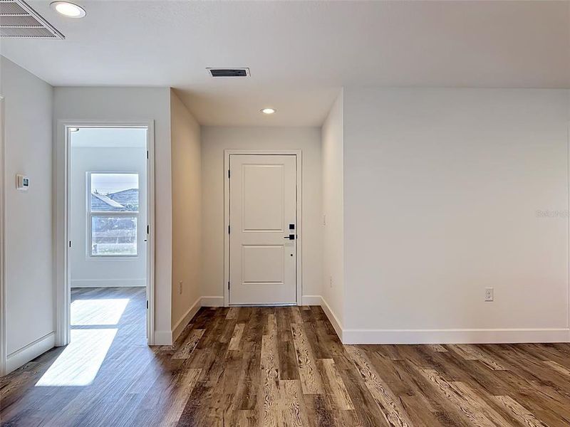 Spacious, unfurnished interior of a new home in , North Port (Image 29).