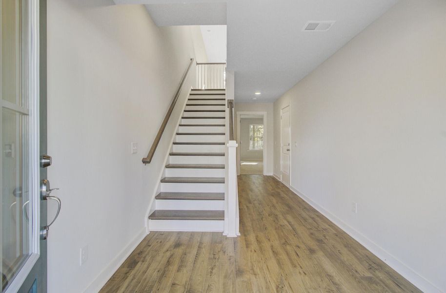 Spacious, unfurnished interior of a new home in , Johns Island (Image 15).