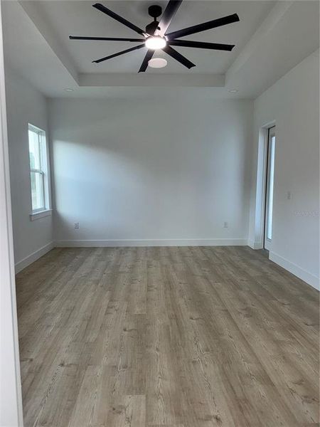 Spacious, unfurnished interior of a new home in , Frostproof (Image 34).