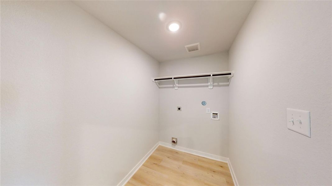 Spacious, unfurnished interior of a new home in Granger Pines, Conroe (Image 22). Spacious, unfurnished interior of a new home in Granger Pines, Conroe (Image 22).