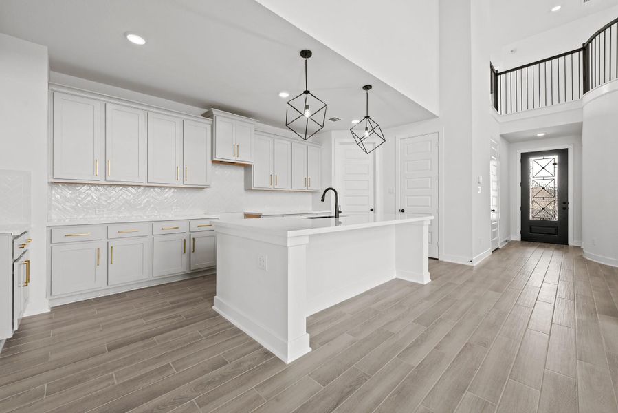 Representative image. Features, specifications, selections and colors may vary. Representative image. Features, specifications, selections and colors may vary.